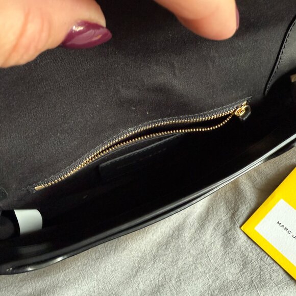 Marc Jacobs The J Marc Shoulder Bag - Black Leather - Picture 6 of 9